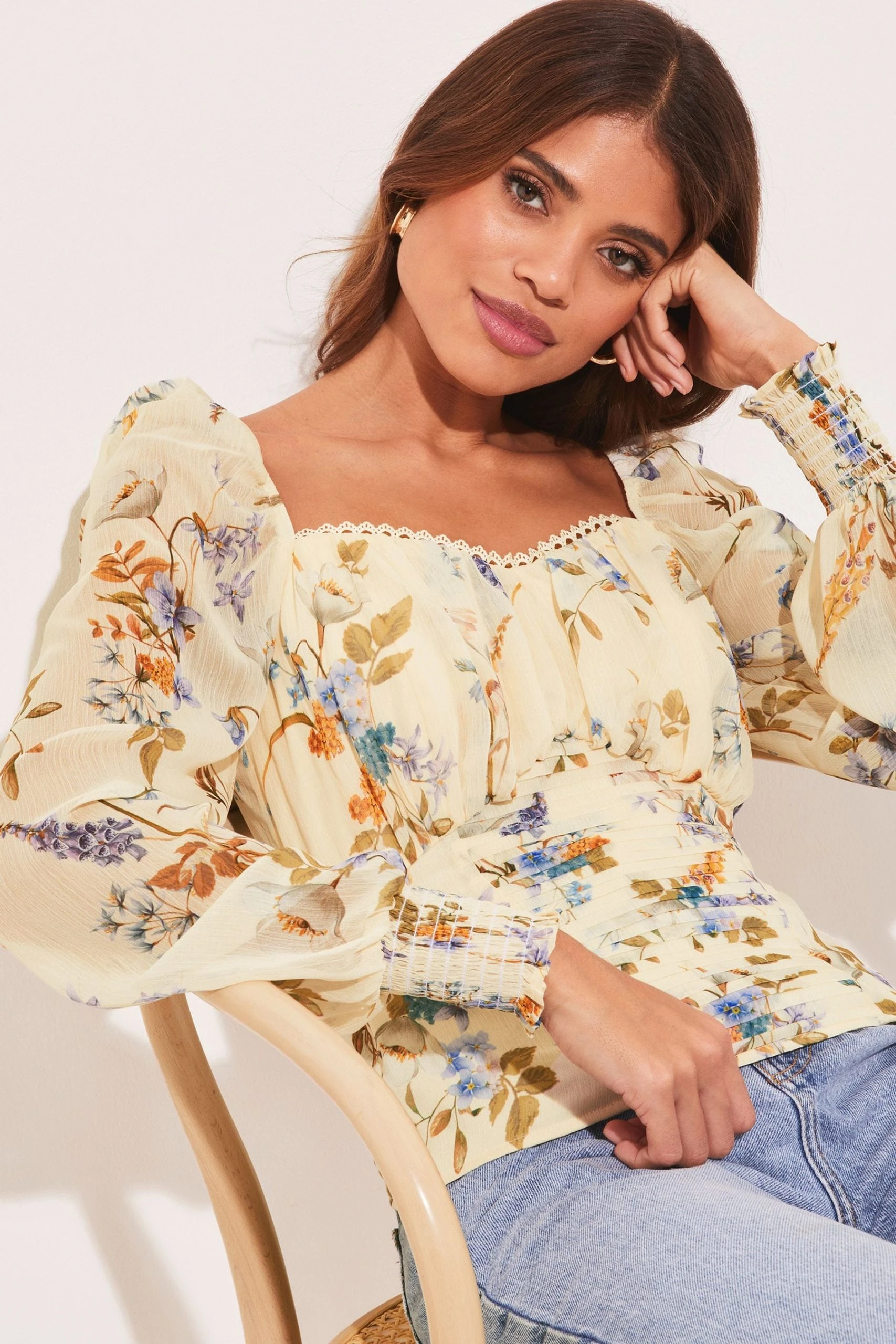 Lipsy Sweetheart Lace Trim Bodice Long Sleeve Top - Image 2