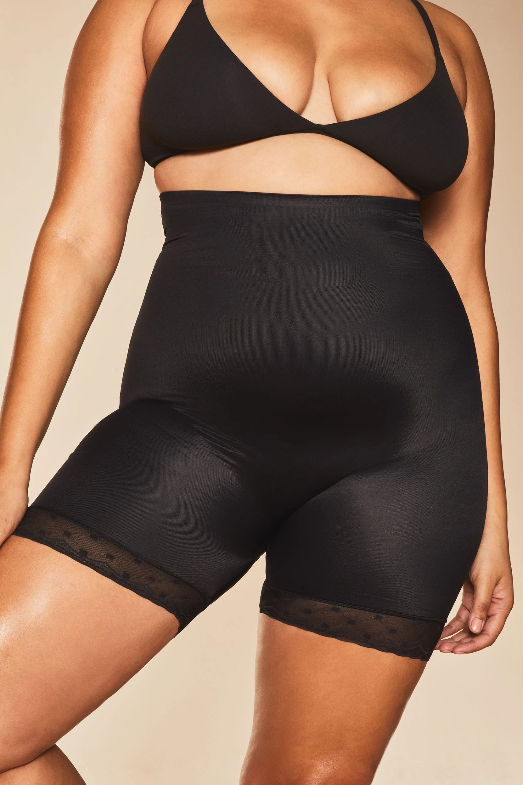 Lipsy Sculpt Medium Control Mid Thigh Shapewear Short - Image 4