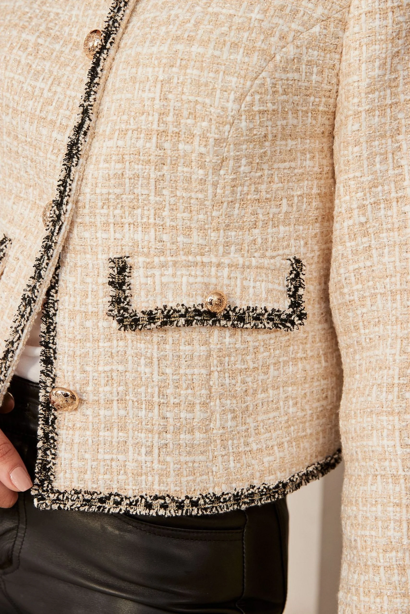 Lipsy Cropped Boucle Blazer - Image 4